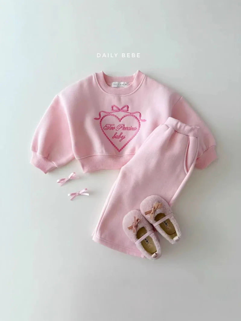 2026 Spring New Children Long Sleeve Clothes Set Baby Girls Heart Embroidery Sweatshirt + Pants 2pcs Suit Kids Sports Outfits