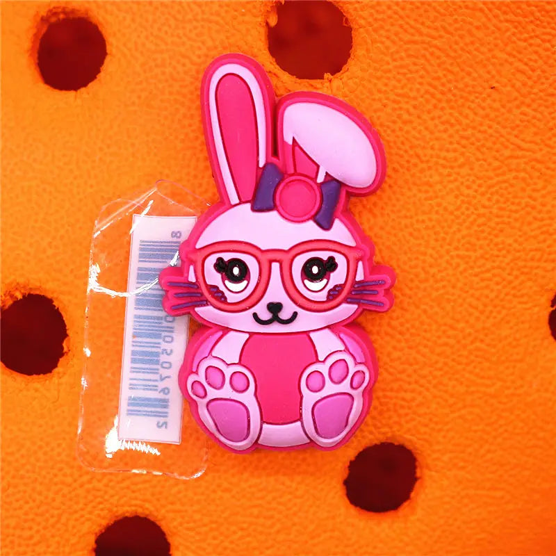 Single Sale 1pcs PVC Shoe Charms Cute Rabbit Baby Bottle Sieve Shoe Accessories Clips Shoe Buckle Decorations fit Kids X-mas