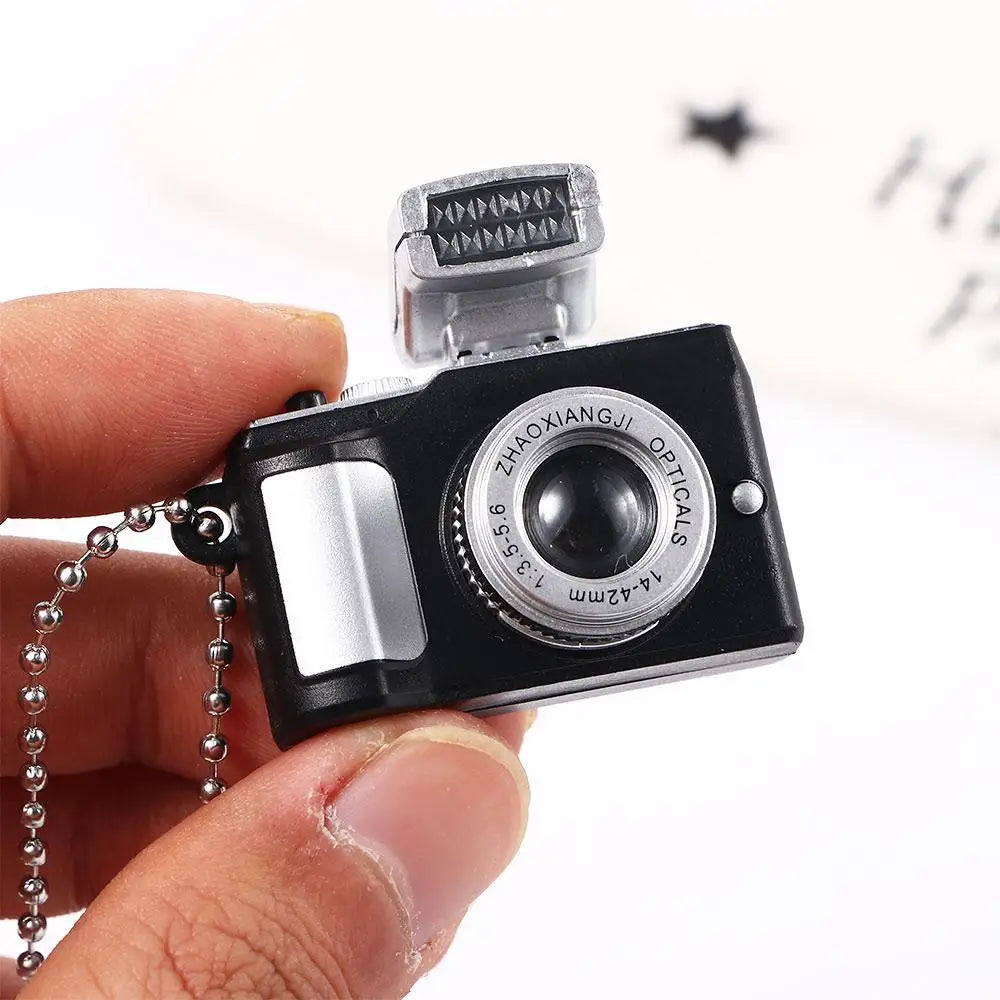 Couple Models Unisex Flash Camera Men Luminous Sweater Chain Music Pendant Fashion Jewelry Necklace