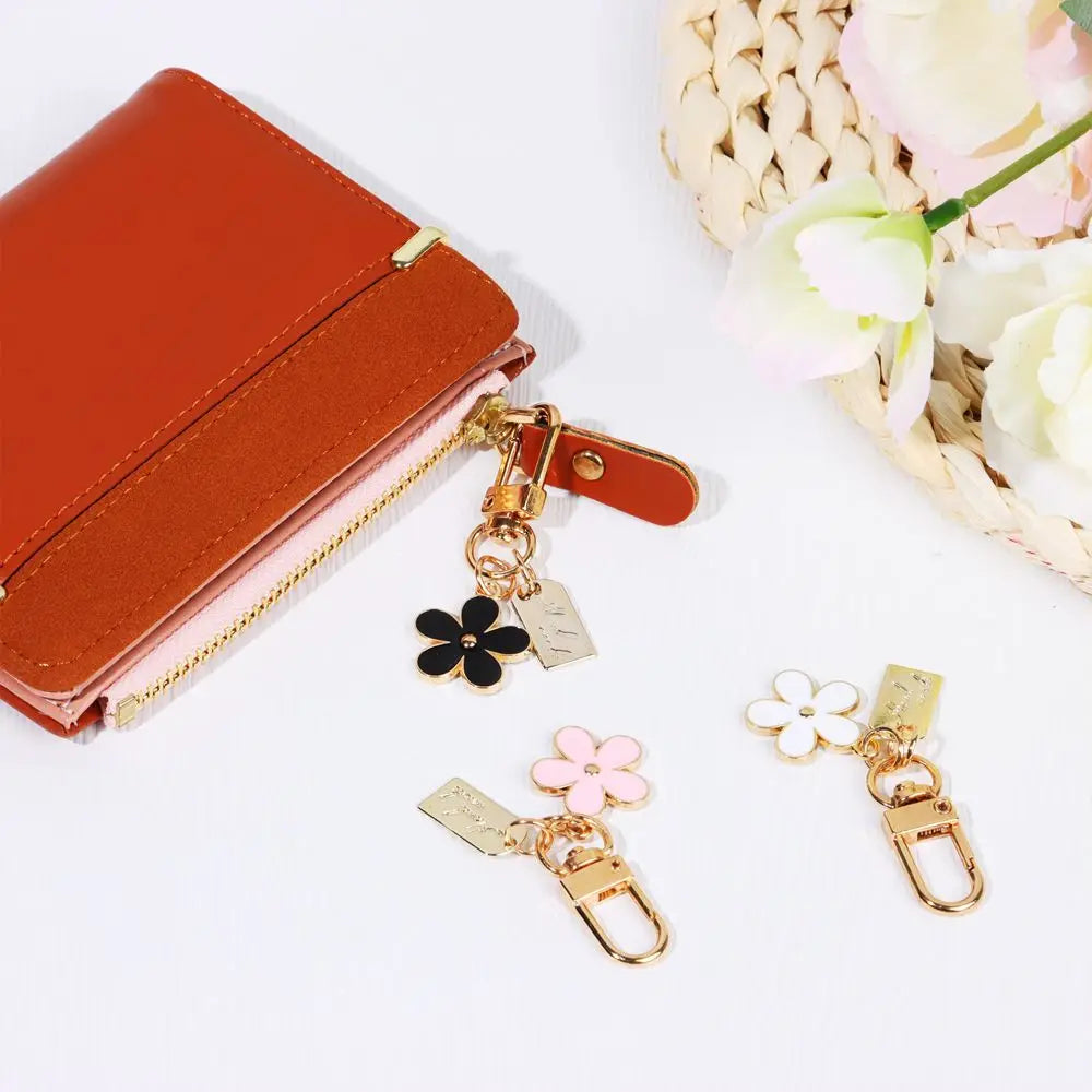 Metal Decoration Charm Keychains Bag Charm Keyring Pendant for Purse Flower Key Chain