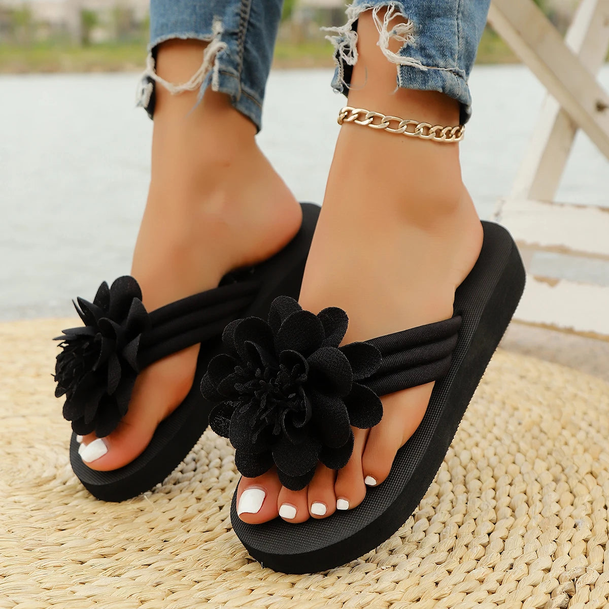 36-44 Damen handgefertigte, blumenverzierte Flip-Flops Hausschuhe für Strandurlaub Legere Bequeme flache Sandalen Rote Schuhe