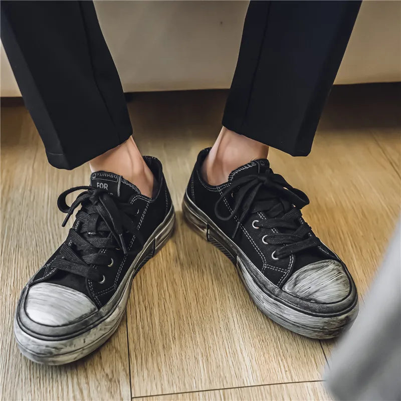 Schwarze Four Seasons Herren Stoffschuhe Modisch retro Make dirty style Freizeit Outdoor Party Street walking Jugend Schuhe