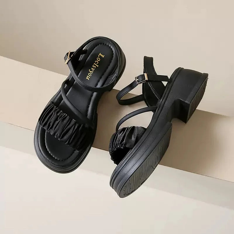 Fairy Style Thick Soled Sandals for Women Wearing Summer   New Thick Heels with Fashionable Beach Shoes