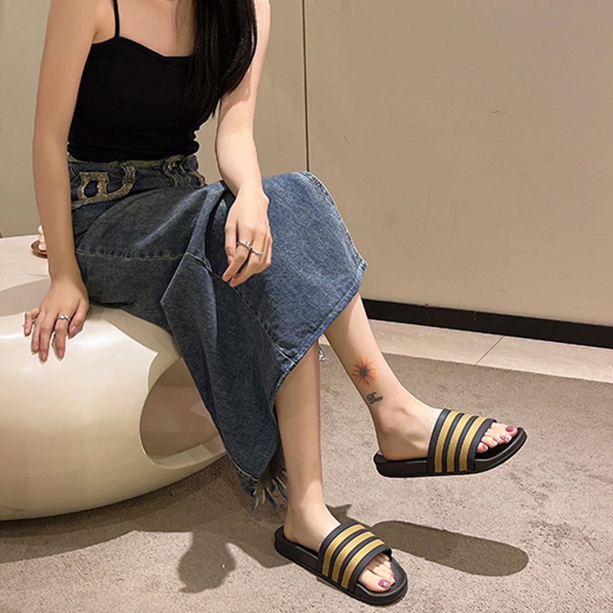 Smile New Women's Home Slippers Indoor Non-slip Bathroom Slippers Outdoor Swimming Slippers  Soft Beach Slippers For Women