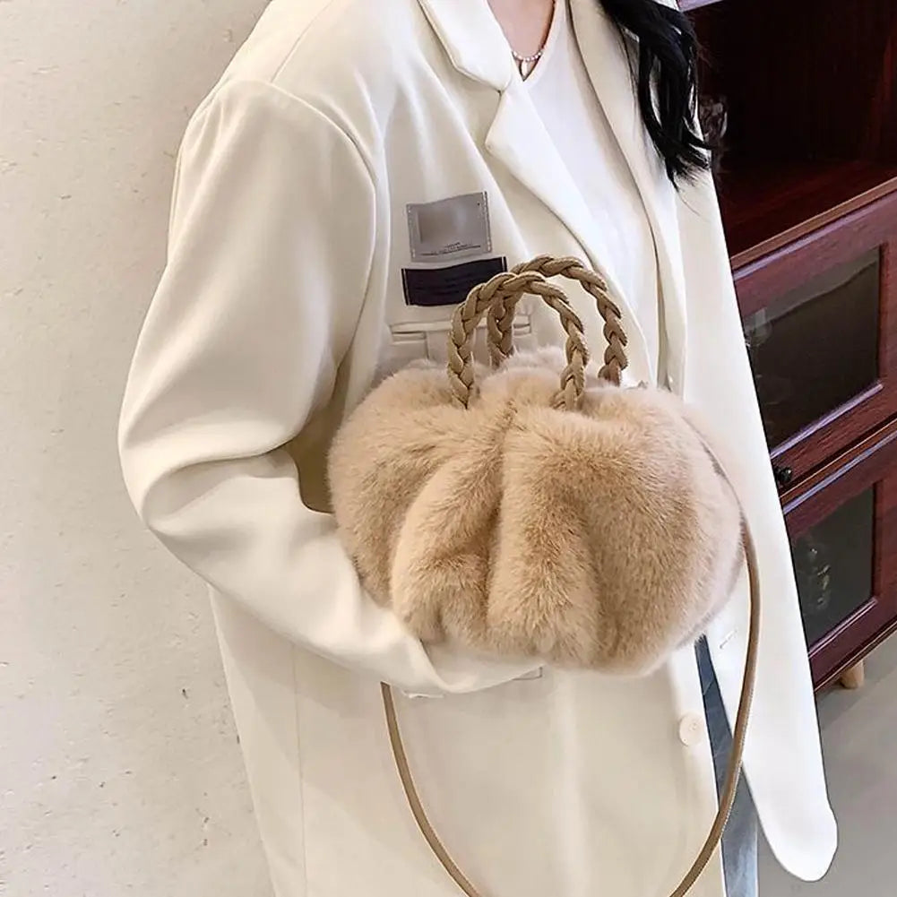Cute Pumpkin Bag Autumn And Winter New Fashion Cloud Crossbody Bag Niche Design Sweet Girls Handbag Travel Shoulder Bag