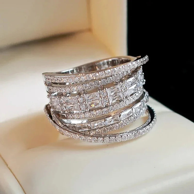 Huitan Fancy Brilliant Irregular Multilayered Wide Rings for Women Luxury Noble Finger Accessories Trendy Wedding Party Jewelry