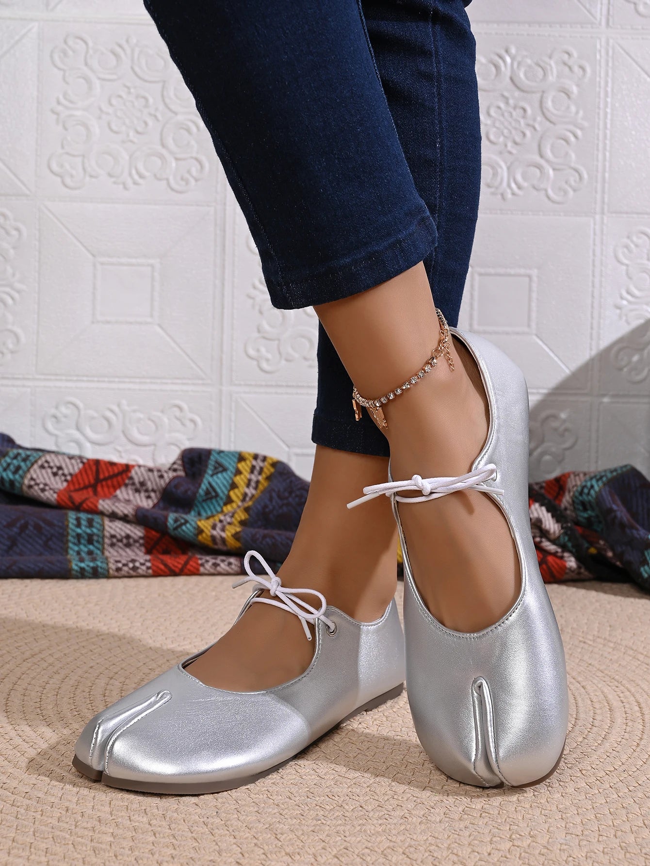 Fashion Soft Leather Split Toe Women Tabi Ballet Flats Spring Autumn Comfortable Walking Lazy Loafers Casual Girls Dance Shoes