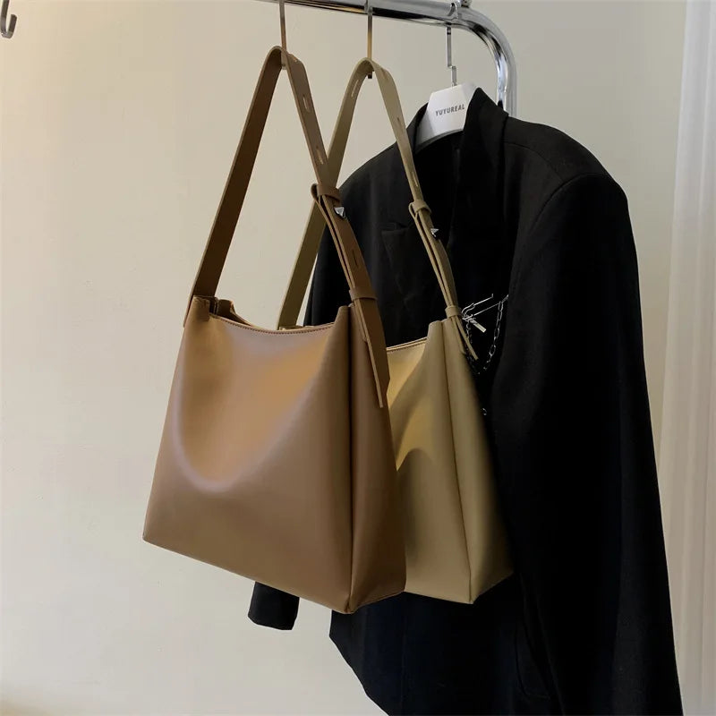 Fashion Leather Tote Bag for Women 2026 Trends Female Simple Large High Capacity Shoulder Side Bag Handbags and Purses Women Bag