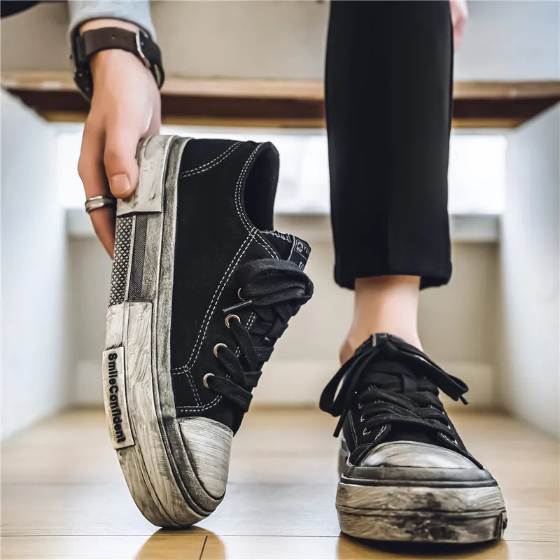 Schwarze Four Seasons Herren Stoffschuhe Modisch retro Make dirty style Freizeit Outdoor Party Street walking Jugend Schuhe