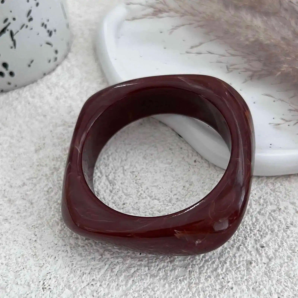 SHIXIN Vintage Brown Coffee Acrylic Resin Chunky Bangle Bracelet for Women Punk Metal Irregular Spring Open Bangle Men Jewelry