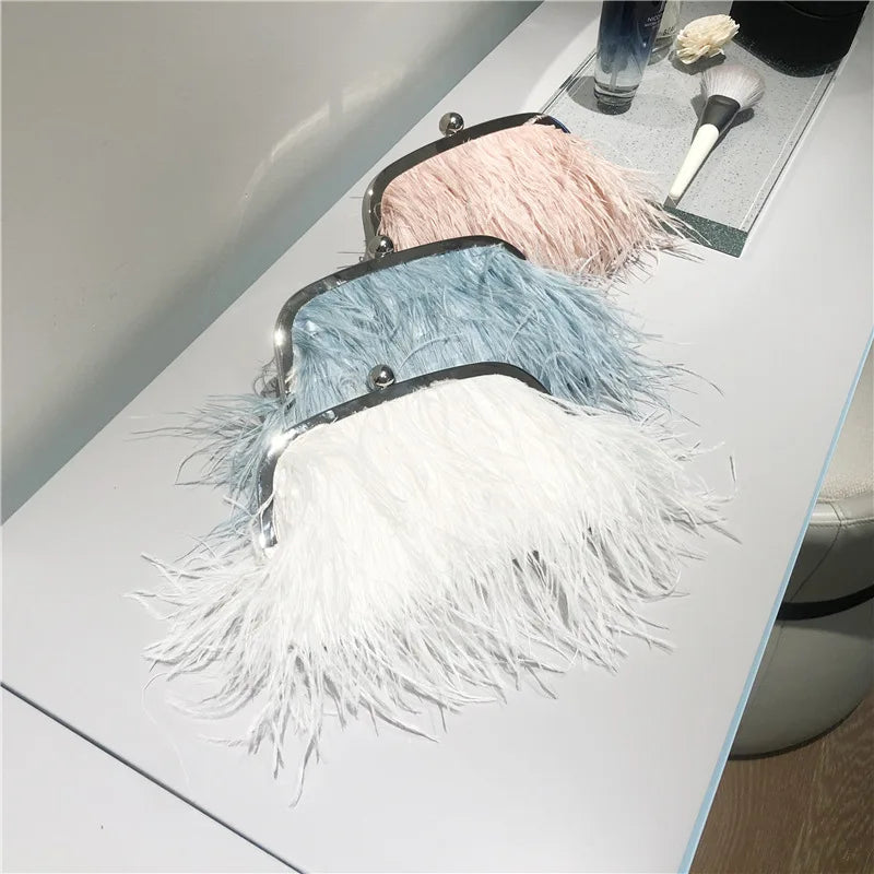Luxury brand Handle Bag 2025 Fashion  Female Wallet Retro Lux Shoulder Bag New Temperament Feathers Pearl Chain Crossbody Clutch
