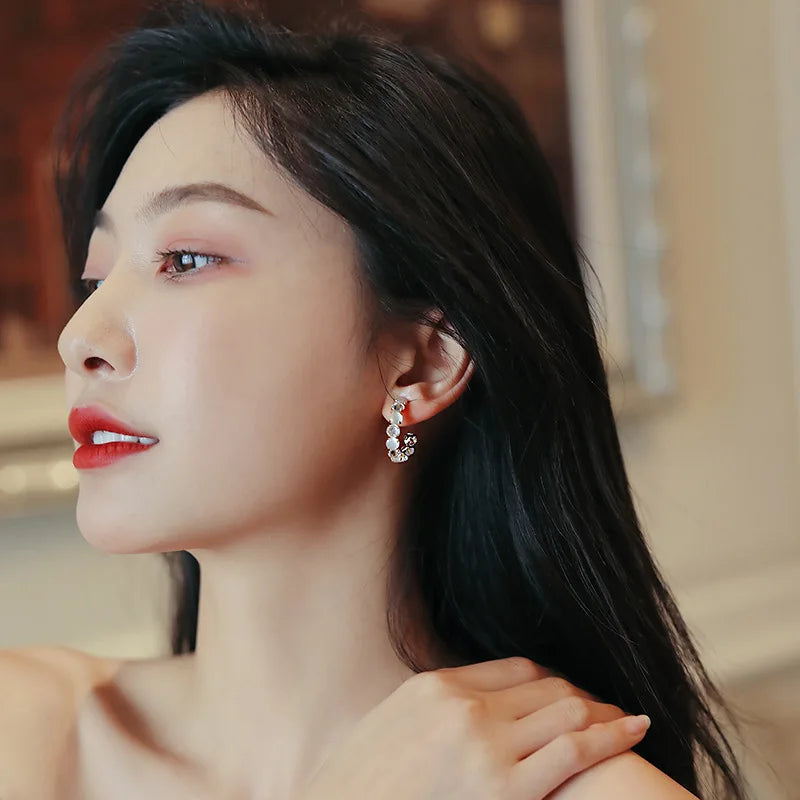 XIYANIKE Geometric Round Pearl Earrings Temperament Online Celebrity Earrings Personality Design Earrings New 2021