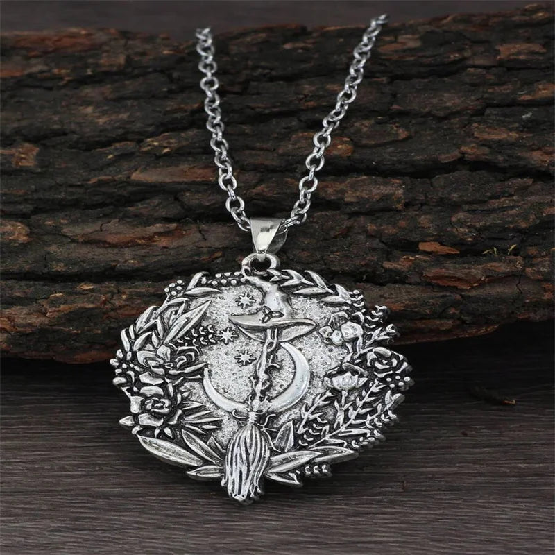 1pc Fashion Mushroom Heart Moon Pendant Necklaces,18 Inch Chain Necklace Party Jewelry Gifts Valentines
