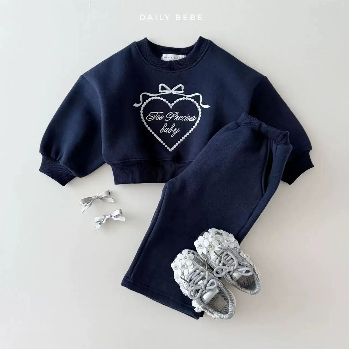 2026 Spring New Children Long Sleeve Clothes Set Baby Girls Heart Embroidery Sweatshirt + Pants 2pcs Suit Kids Sports Outfits