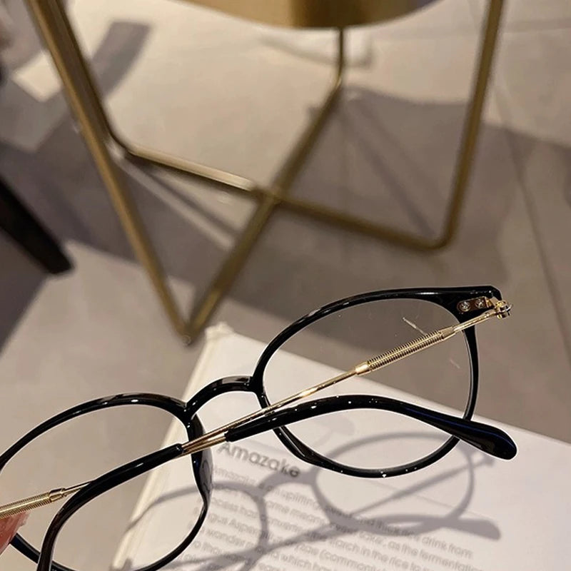 Fashion Anti-Blu Glasses for Women Men Retro Round Eyeglasses Frame Eyewear Anti-Radiation Glasses Universal Computer Eyewear