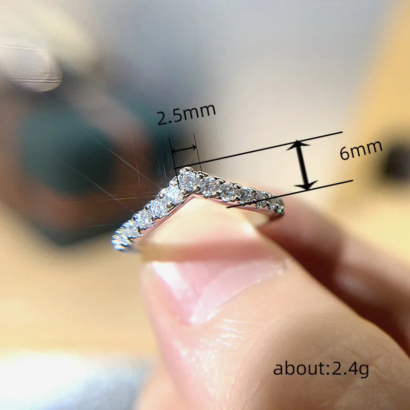 925 Sterling Silver V-Design Cubic Zirconia Ring for Women Elegant Bridal Wedding Party Accessory Female Finger Jewelry