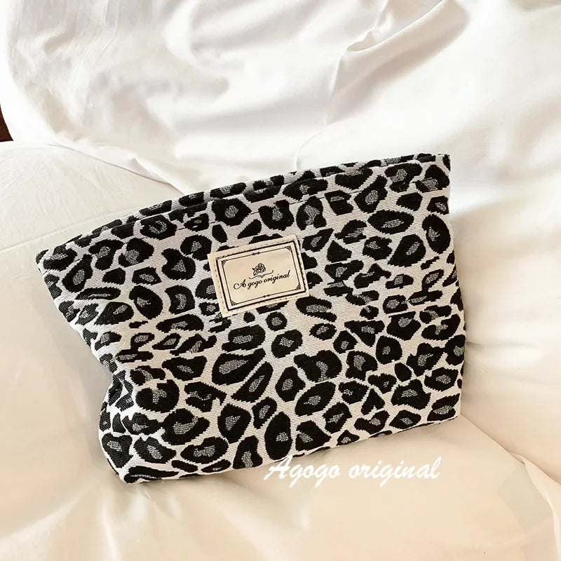 Large Women Leopard Cosmetic Bag Canvas Zipper Thickening Phone Make Up Bag Travel Washing Makeup Organizer Beauty Case