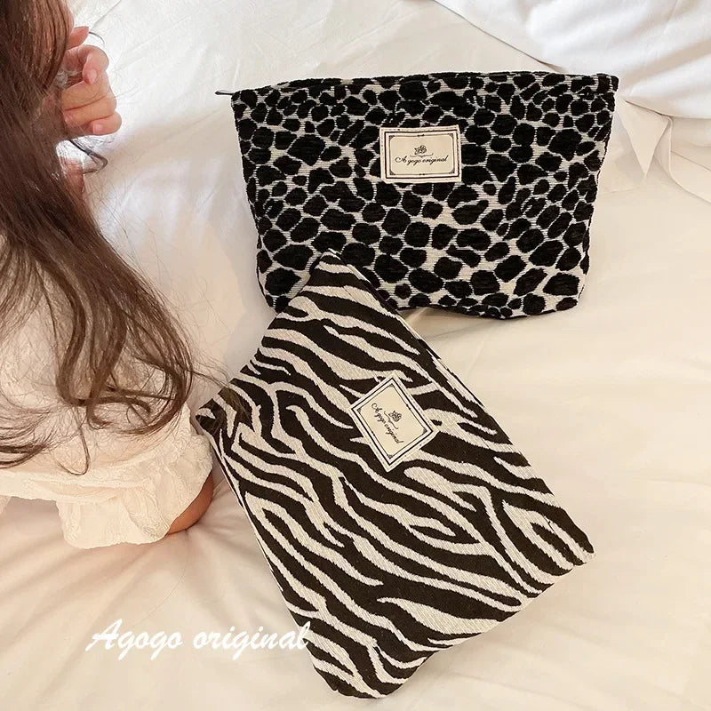 Large Women Leopard Cosmetic Bag Canvas Zipper Thickening Phone Make Up Bag Travel Washing Makeup Organizer Beauty Case