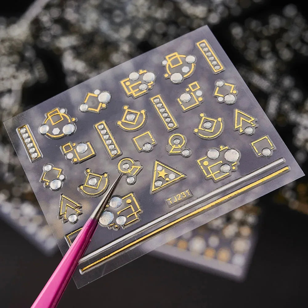 30pcs Set 3D Nail Sticker Gold Diamond Decal Stick Nails Self-adhesive Metal Nail Tattoo for Feminine Girl DIY Tattoo Sticker