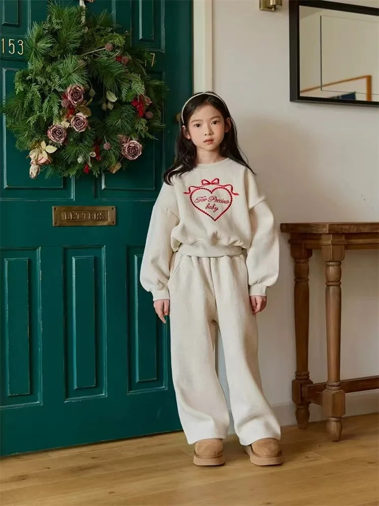 2026 Spring New Children Long Sleeve Clothes Set Baby Girls Heart Embroidery Sweatshirt + Pants 2pcs Suit Kids Sports Outfits