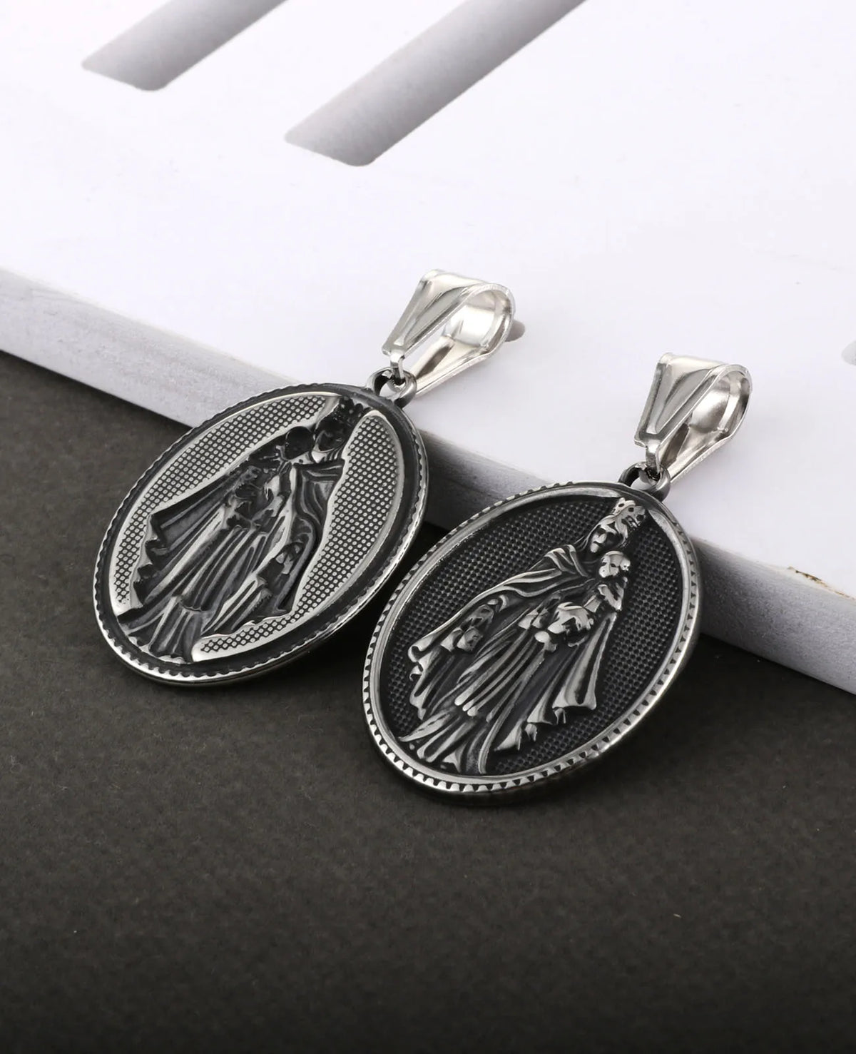 Virgen Del Carmen Medal Catholic Our Lady of Mount Carmel Oval Stainless Steel Pendant Amulet for DIY Jewelry Accessories