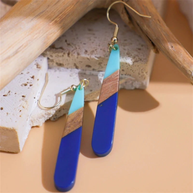 1-Pair Bohemian Long Strip Natural Wood Resin Acrylic Earrings Dopamine Peacock Color Women's Vacation Elegant Style