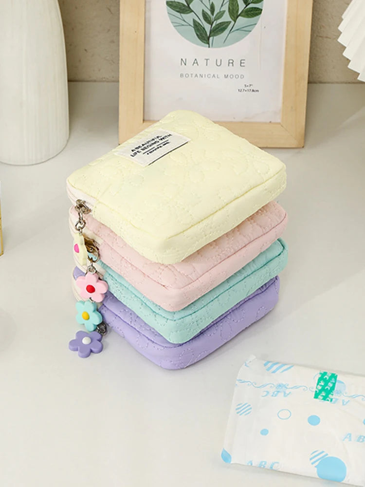 Fashion Women Small Cosmetic Bag Travel Mini Sanitary Napkins Organizer Make Up Coin Money Card Lipstick Storage Pouch Purse Bag