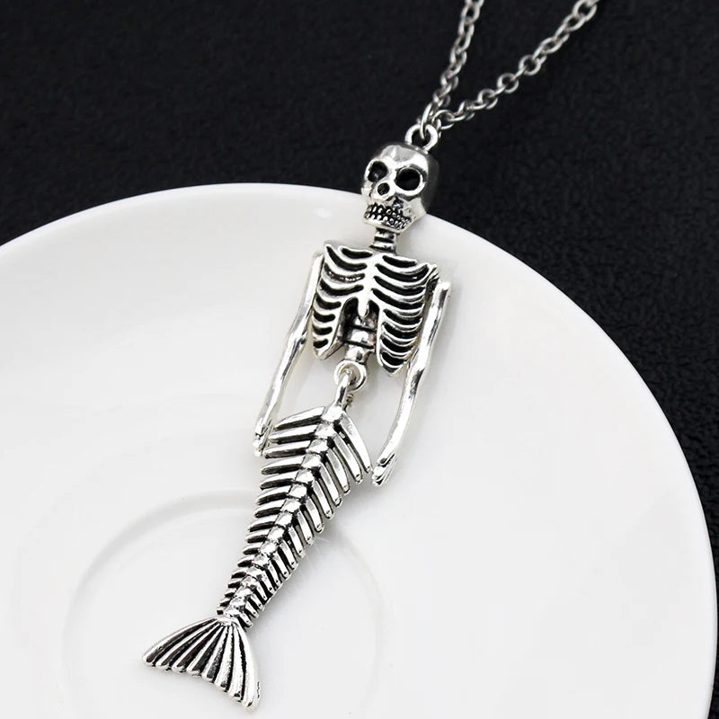 Gothic Vinage Old Silver Color Rib Cage Necklace Anatomical Skeleton Heart Goth Punk Unique Retro Pendant Necklace For Men Women
