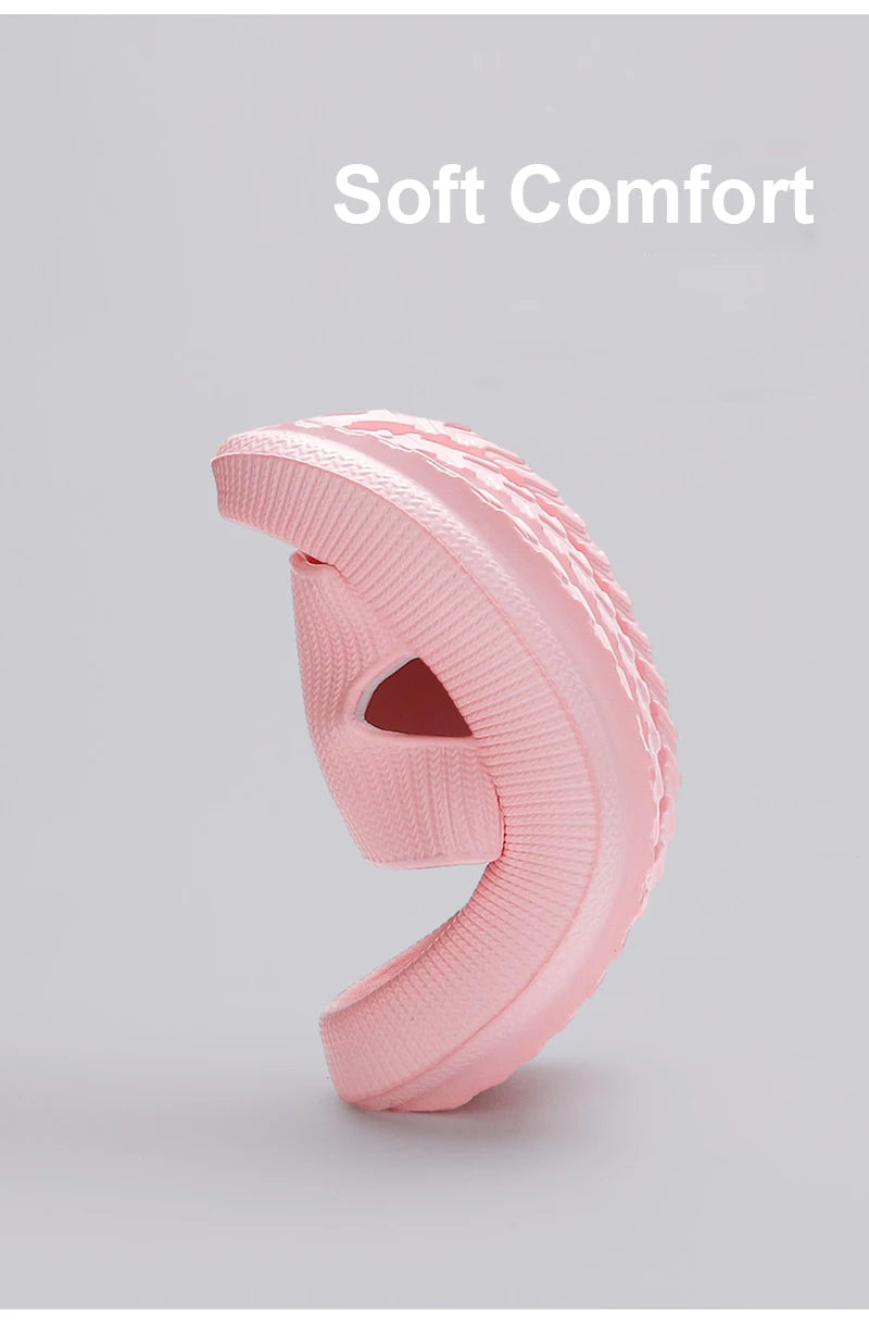 Thick Bottom Cloud Slippers Women Summer 2024 Lightweight Soft Sole Platform Sandals Woman Casual Non-slip Beach Shoes Slides
