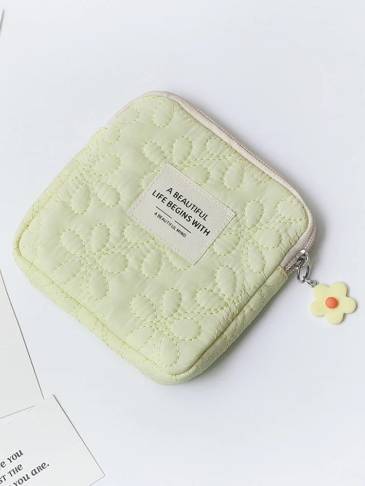 Fashion Women Small Cosmetic Bag Travel Mini Sanitary Napkins Organizer Make Up Coin Money Card Lipstick Storage Pouch Purse Bag