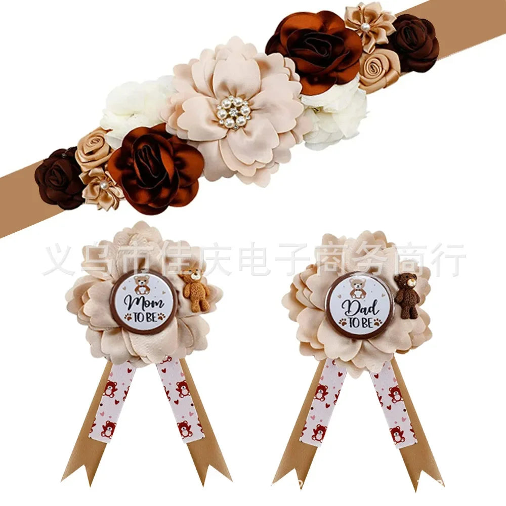 Flower Sash Set – Baby Shower Mom to Be, Daddy to Be, Ansteckblume – Blumenband für Umstandskleid, Foto-Requisiten حزام  Пояс Cinturón