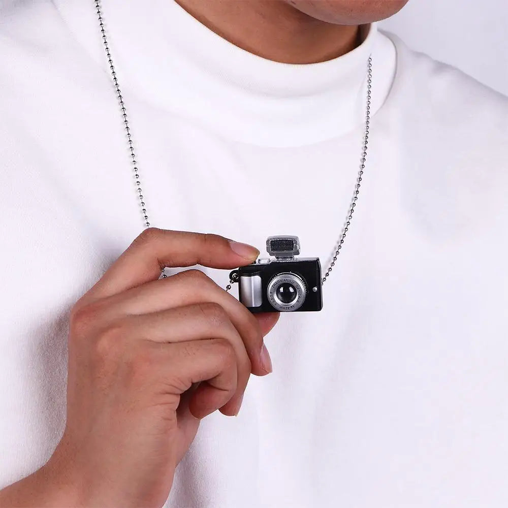 Couple Models Unisex Flash Camera Men Luminous Sweater Chain Music Pendant Fashion Jewelry Necklace