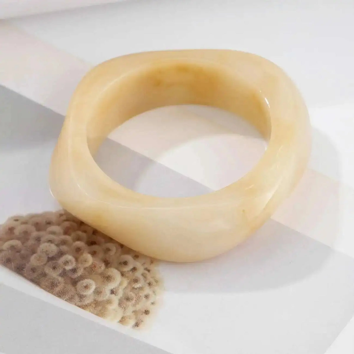 SHIXIN Vintage Brown Coffee Acrylic Resin Chunky Bangle Bracelet for Women Punk Metal Irregular Spring Open Bangle Men Jewelry