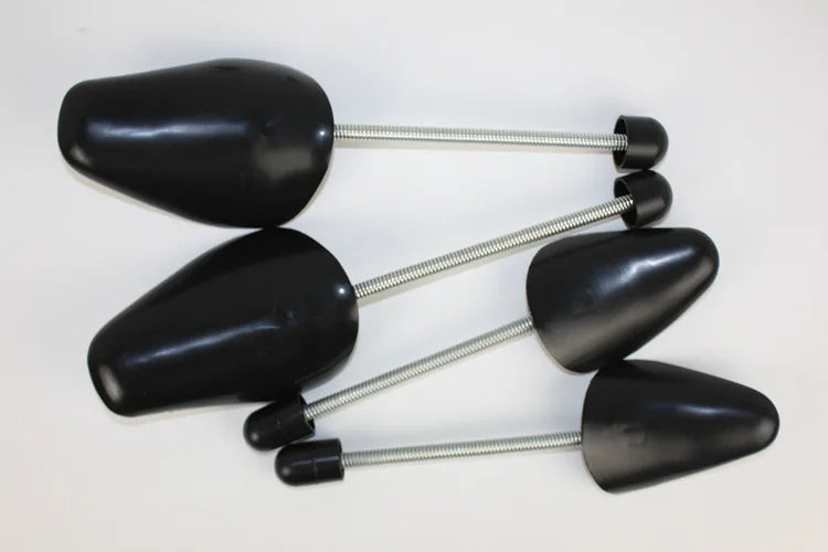 Household 1 Pairs Practical Plastic Shoe Trees Adjustable Length Shoe Trees Stretcher Boot Holder Organizers Shoe Stretcher