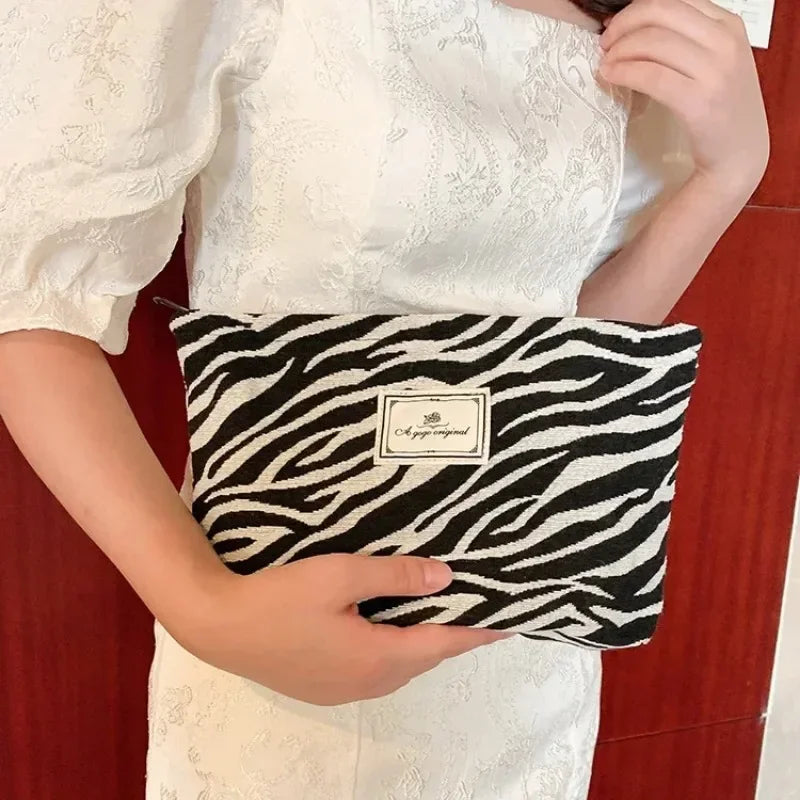 Large Women Leopard Cosmetic Bag Canvas Zipper Thickening Phone Make Up Bag Travel Washing Makeup Organizer Beauty Case