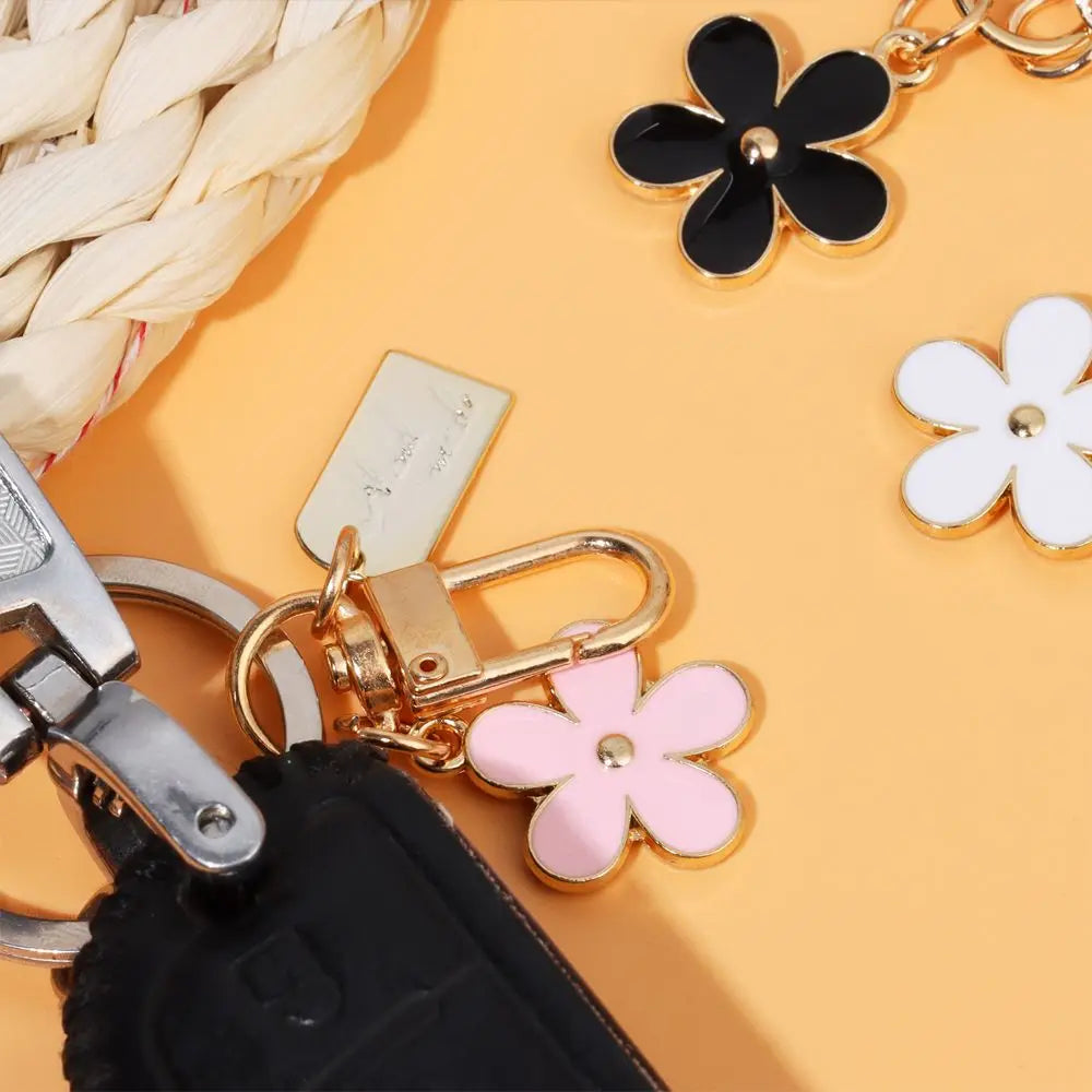 Metal Decoration Charm Keychains Bag Charm Keyring Pendant for Purse Flower Key Chain