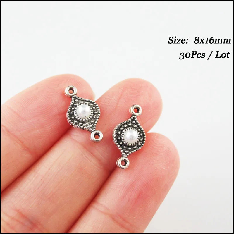 Fashion New Star Crown Eye Flower Round Charms White Plastic Pendants Connectors Tibetan Silver Plated