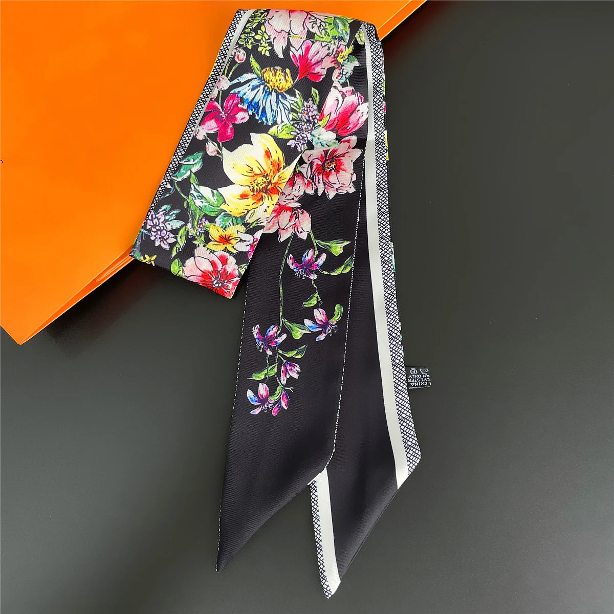 2024 New Design Pansy Tarot Scarf Women Luxury Brand Scarf Skinny Bag Silk Scarves Foulard Hair Neckerchief Headband For Ladies