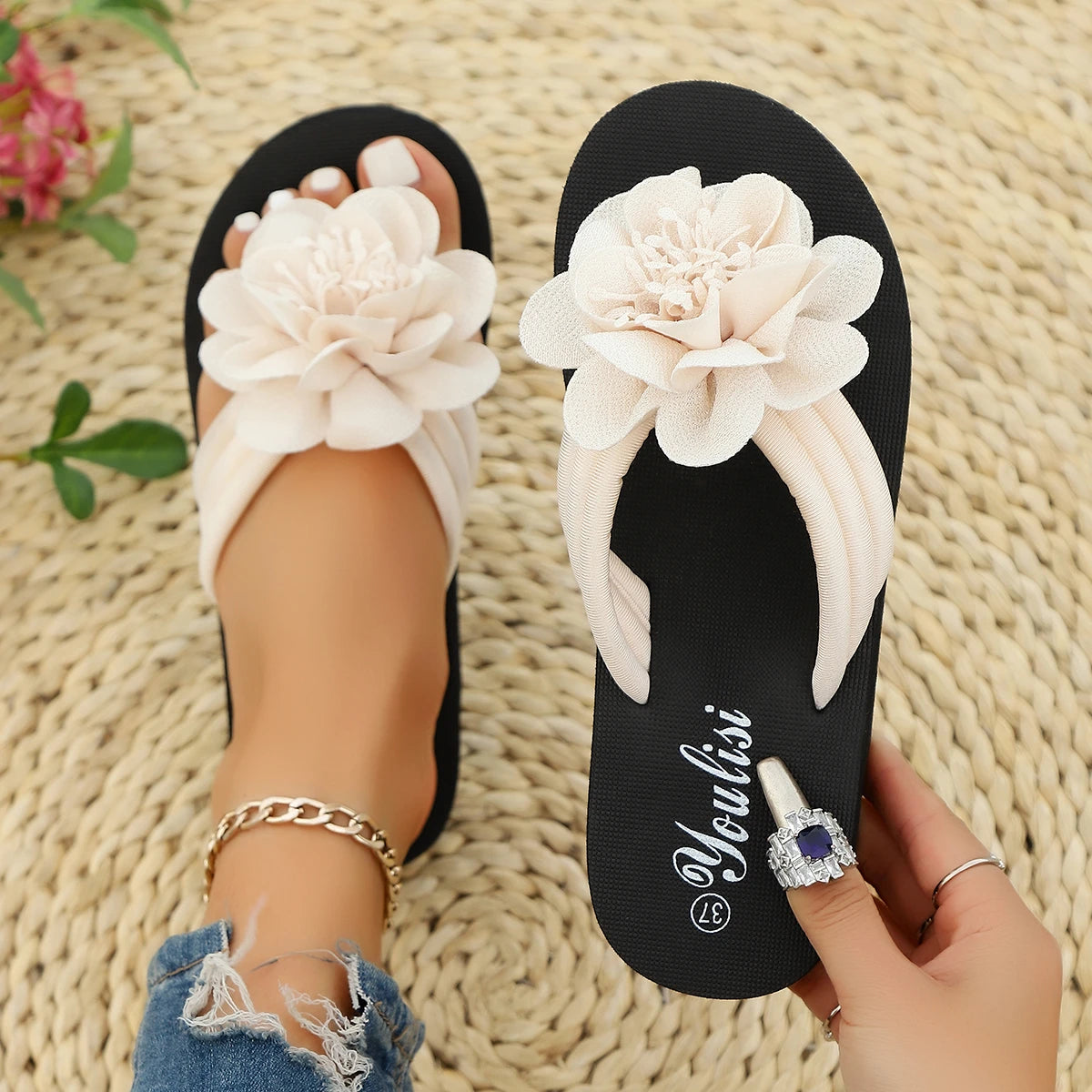 36-44 Women's Handmade Flower Decorated Flip Flops Slippers for Beach Vacation Casual Comfortable Flat Sandals Red Shoes