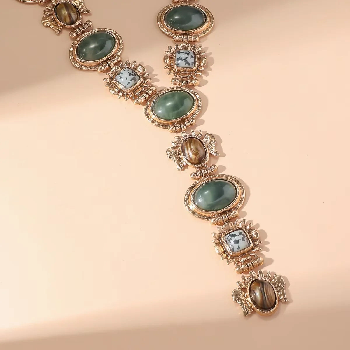 Retro Chunky Chain Geometric Resin Necklace Women's Asymmetrical Metal Necklace Ethnic-Style Jewelry Gift