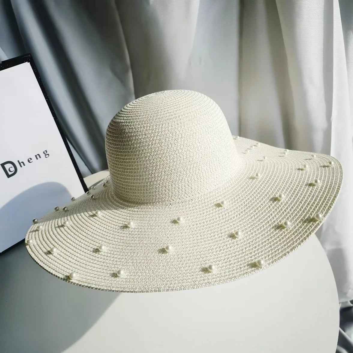 Hand made Pearl Straw Hat For Women's Summer Wide side Jazz Dress Cap Holiday Sun Protection Beach Hats