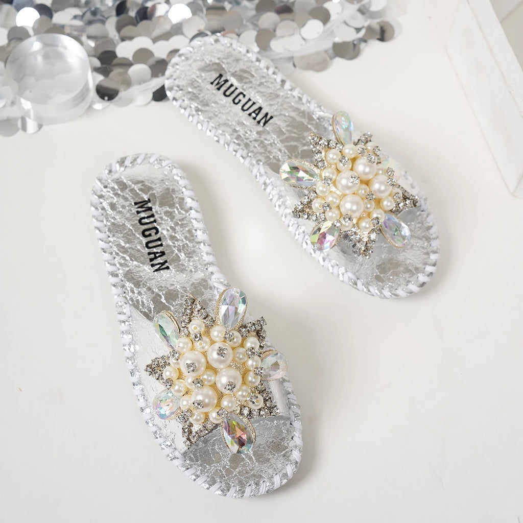 Aphixta New Gold Crystal Flower Slippers Women Summer Round Toe Shoes Outdoor Flat Heel Bling Slides Big Size43 Luxury Flip Flop