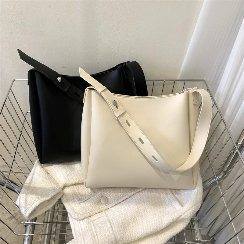 Fashion Leather Tote Bag for Women 2026 Trends Female Simple Large High Capacity Shoulder Side Bag Handbags and Purses Women Bag