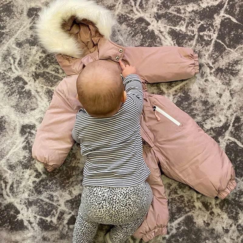 Baby-Skianzug Herbst und Winter Baby-Jumpsuit Warmer Plüsch Strampler für Jungen Baby-Mädchen-Kleidung Wasserdichte Kinderjacke