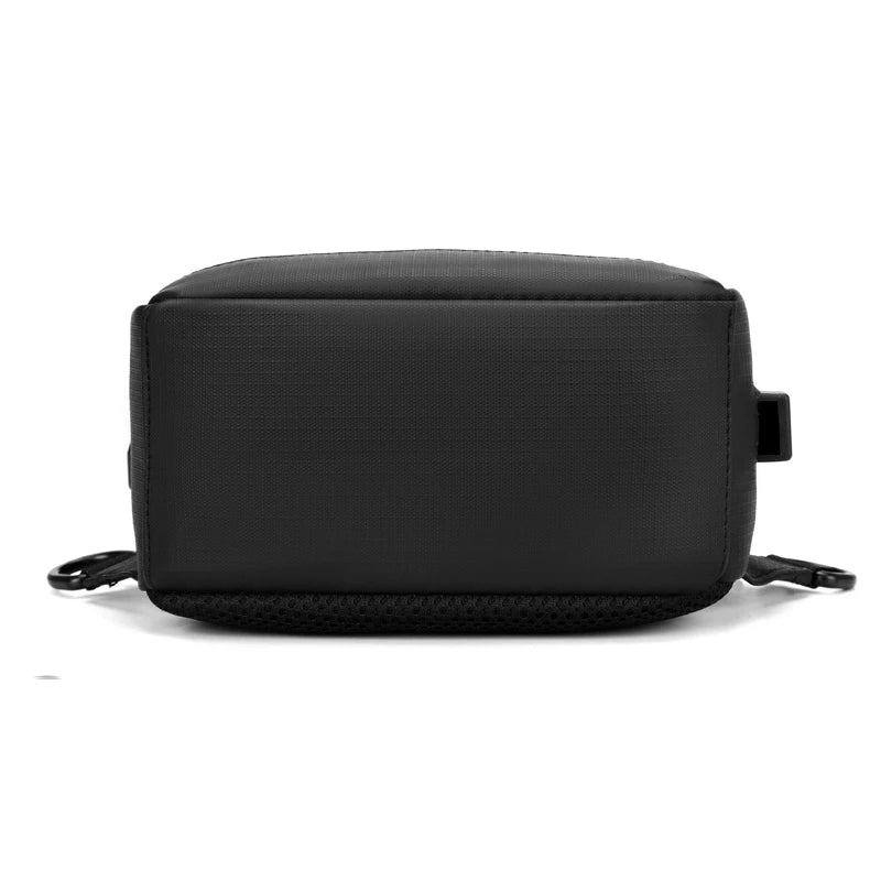 Simple and casual men's shoulder bag, trendy single-shoulder crossbody bag, student travel bag, lightweight diagonal backpack, m