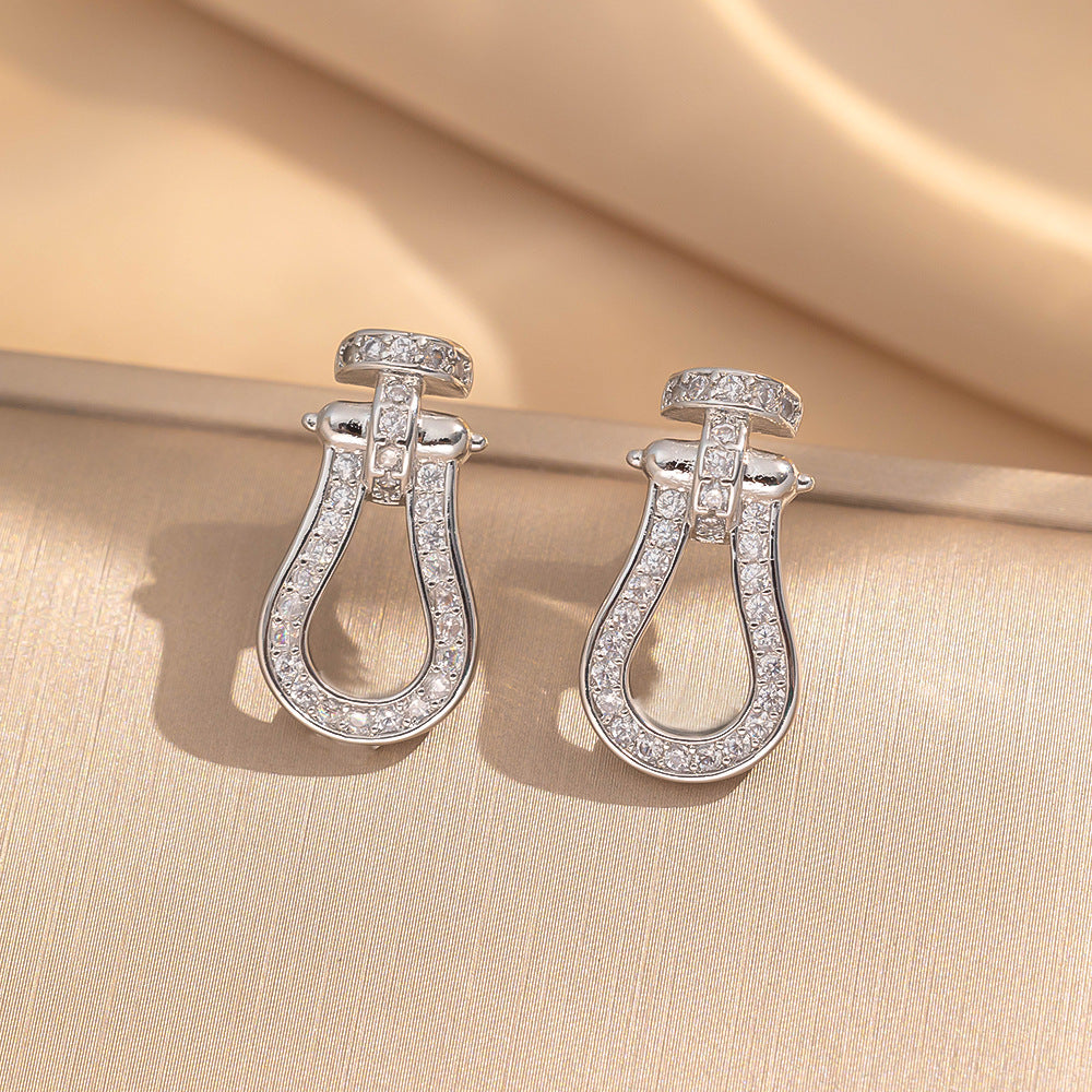 Hot Selling Horseshoe Buckle Necklace Women's Versatile Set